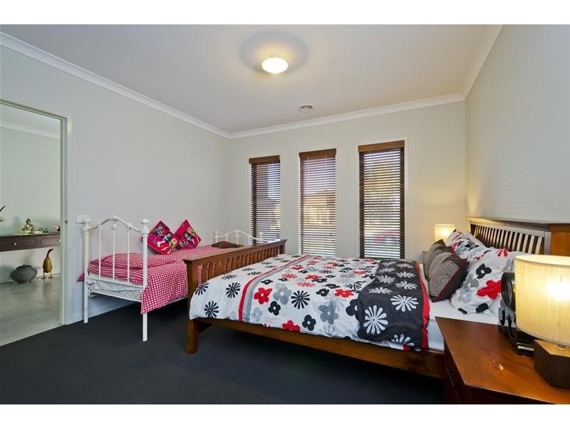 11 Verona Avenue, Tarneit VIC 3029