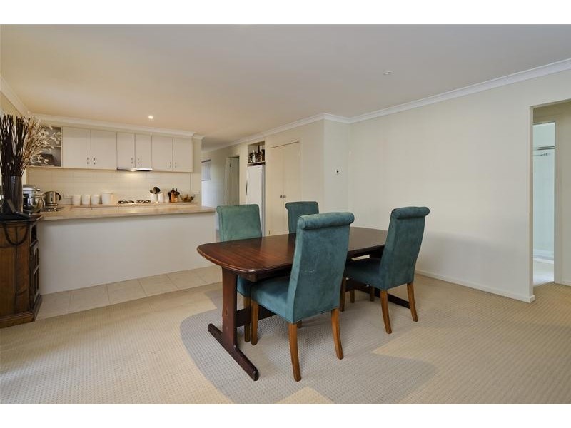 8 Exeter Avenue, Derrimut VIC 3030