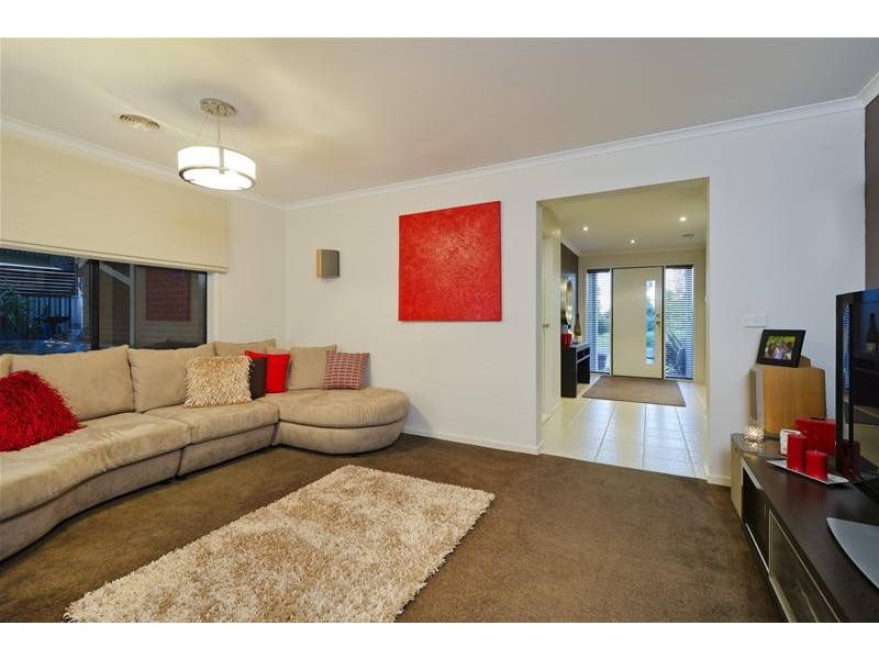 8 Eppalock Drive, Wyndham Vale VIC 3024