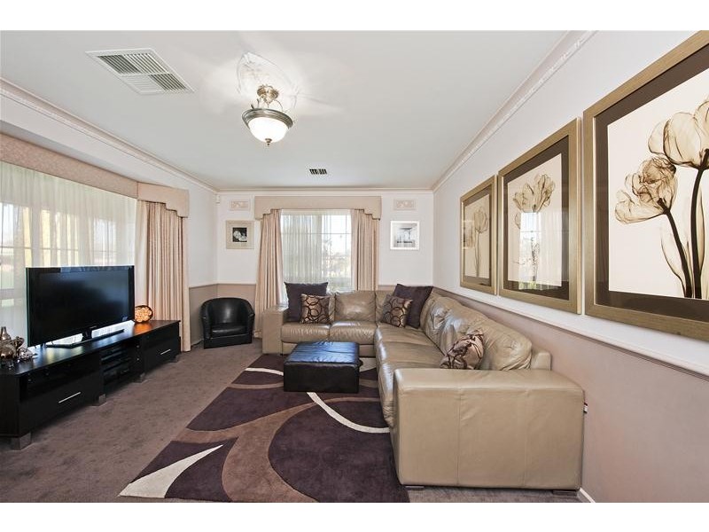 14 Mekong Close, Werribee VIC 3030