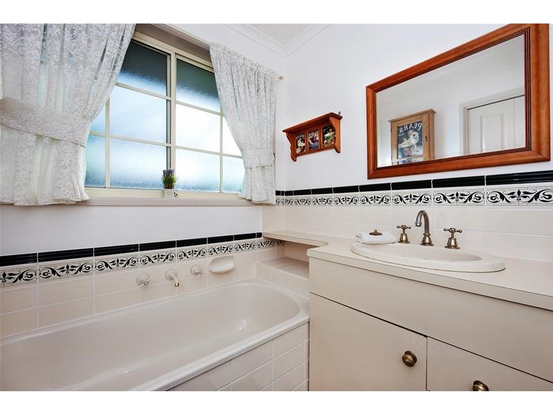 14 Mekong Close, Werribee VIC 3030