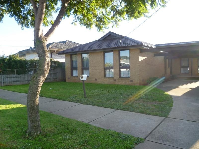 100 Duncans Road, Werribee VIC 3030