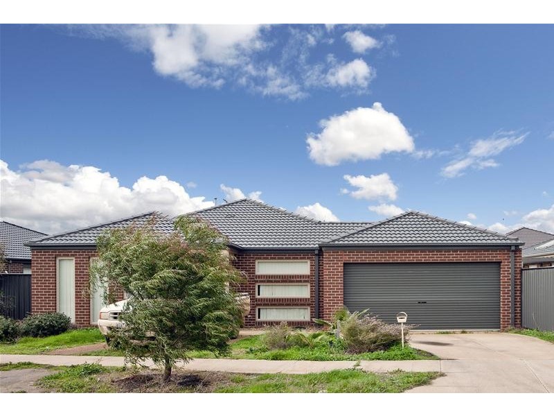 4 Nighthawk Road, Tarneit VIC 3029