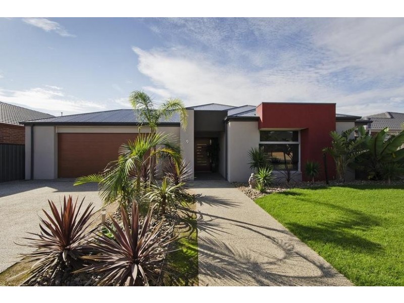 9 Serene Street, Tarneit VIC 3029