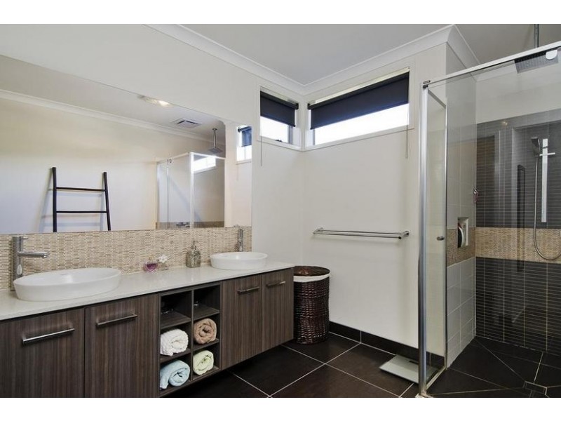 9 Serene Street, Tarneit VIC 3029