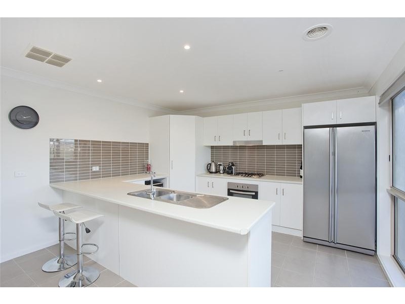 93 Penrose Promenade, Tarneit VIC 3029