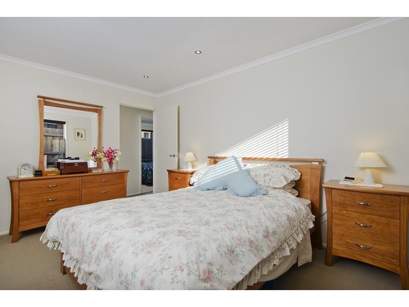 5 Cuthbert Ave, Truganina VIC 3029