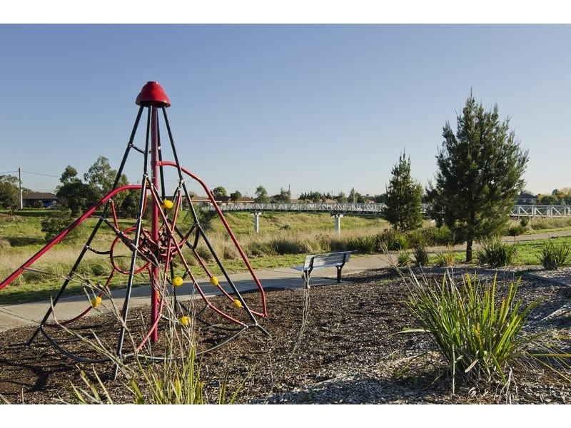 5 Cuthbert Ave, Truganina VIC 3029