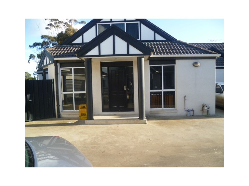 4/15-17 Flinders Crescent, Wyndham Vale VIC 3024