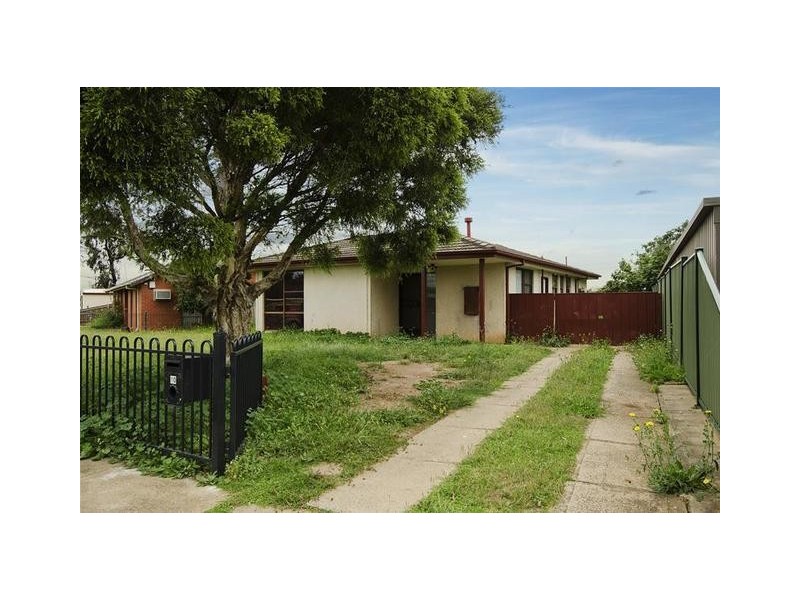 10 Cormorant Crescent, Werribee VIC 3030