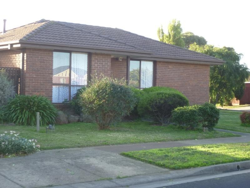1/1 Mitta Court, Werribee VIC 3030