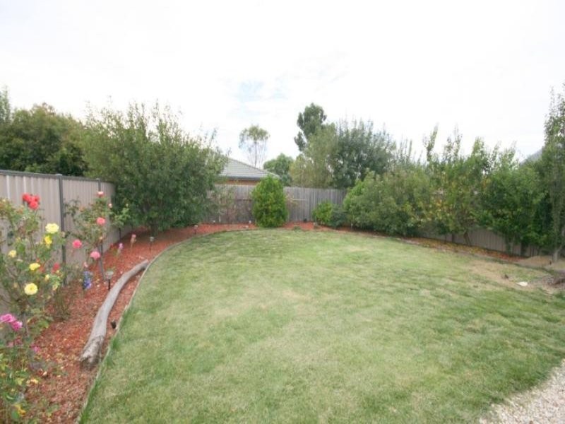 200 Thames Blvd, Tarneit VIC 3029
