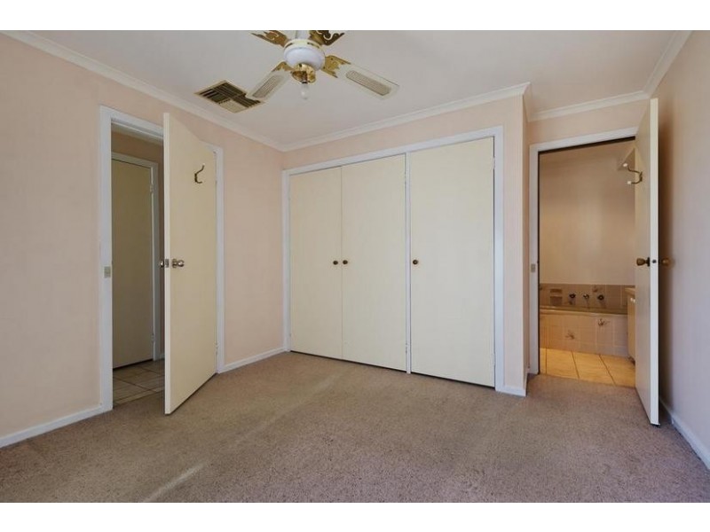 19 Swan Street, Werribee VIC 3030