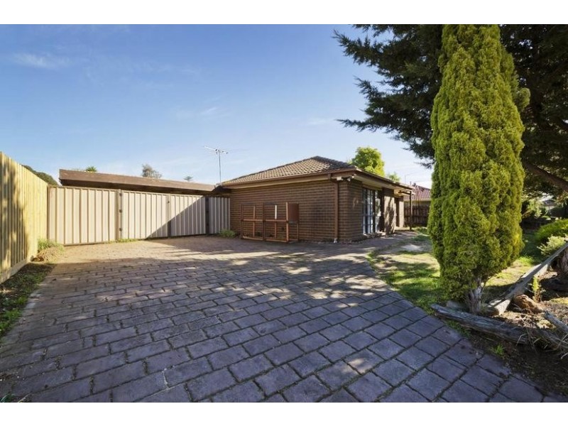 19 Swan Street, Werribee VIC 3030