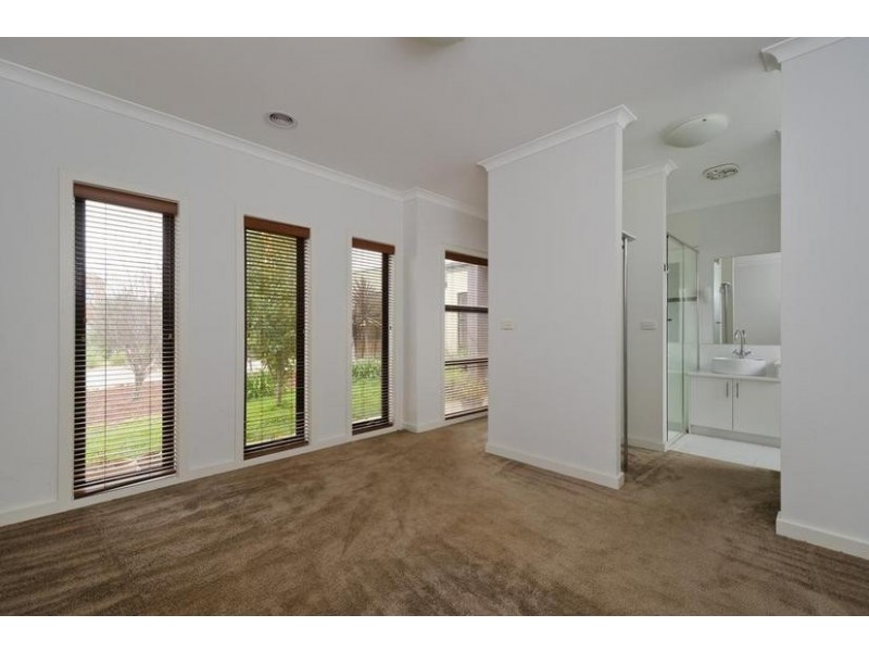 7 Officer Court, Werribee VIC 3030