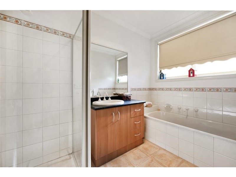 3/96-98 Thames Boulevard, Tarneit VIC 3029