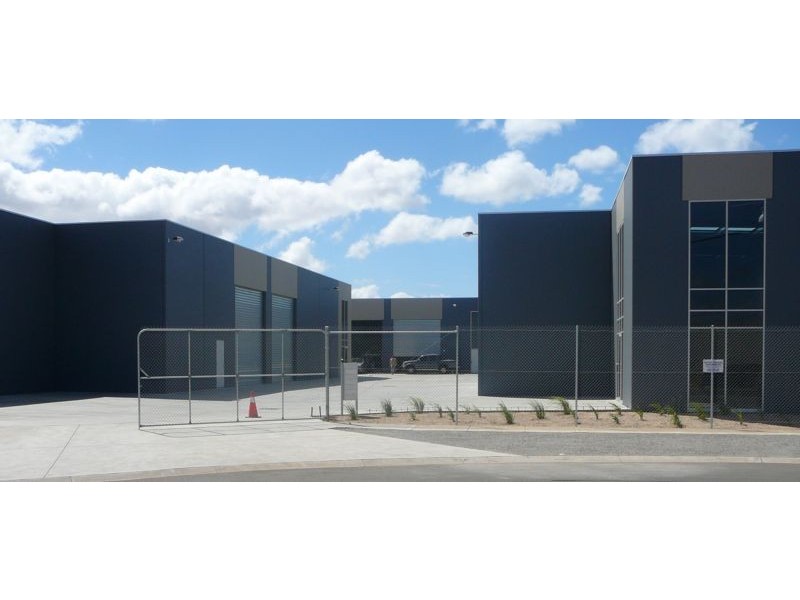 1/2 Kilmarnock Court, Hoppers Crossing VIC 3029