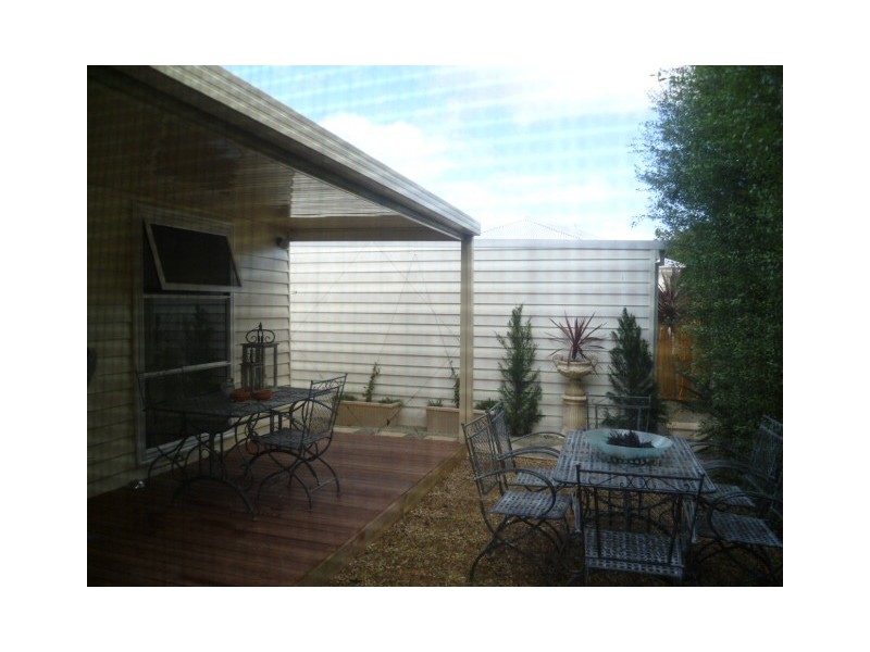 1/6 High Street, Werribee VIC 3030