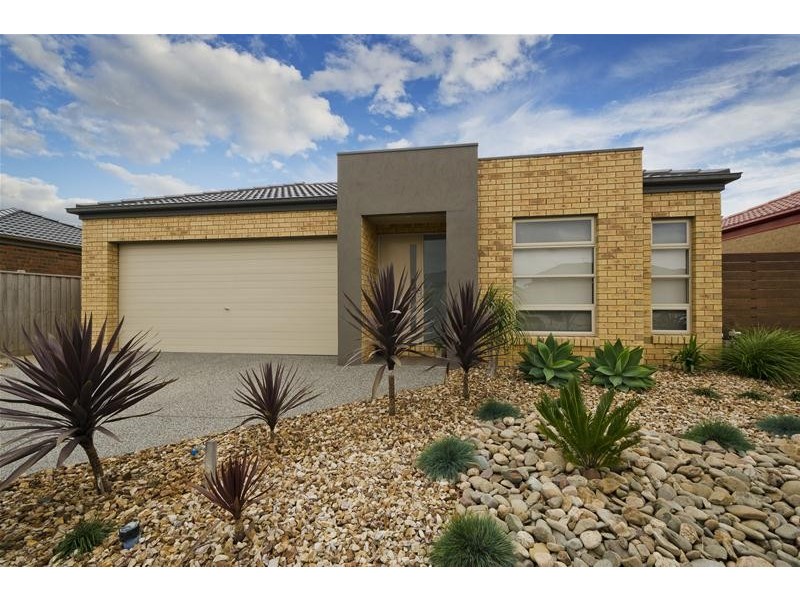 3 Mallard Close, Williams Landing VIC 3027