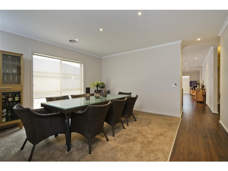 3 Mallard Close, Williams Landing VIC 3027