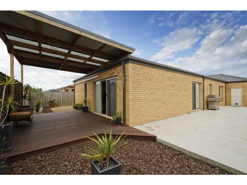 3 Mallard Close, Williams Landing VIC 3027