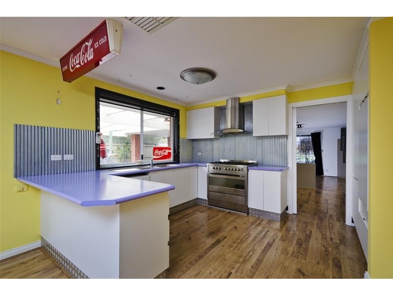 5 Dona Drive, Hoppers Crossing VIC 3029