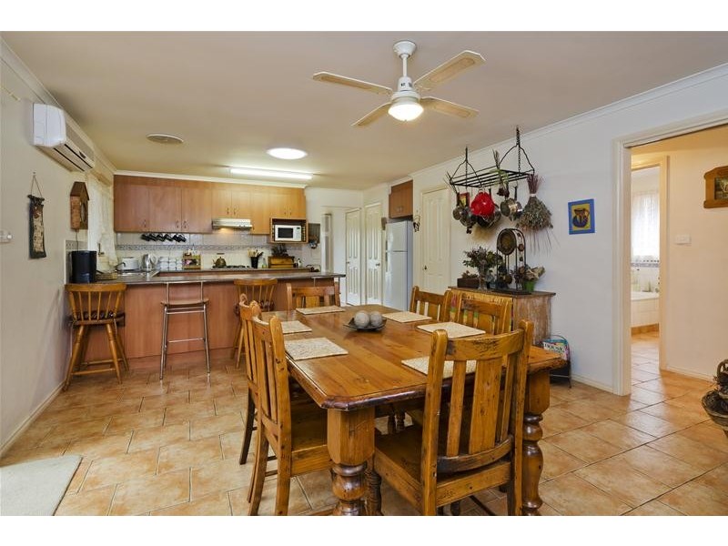 13 Woorite Place, Wyndham Vale VIC 3024