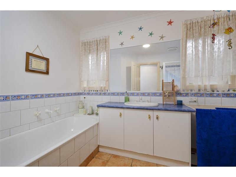 13 Woorite Place, Wyndham Vale VIC 3024