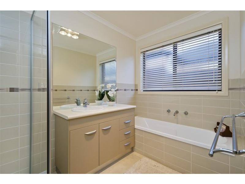 11 Twilight Place, Tarneit VIC 3029