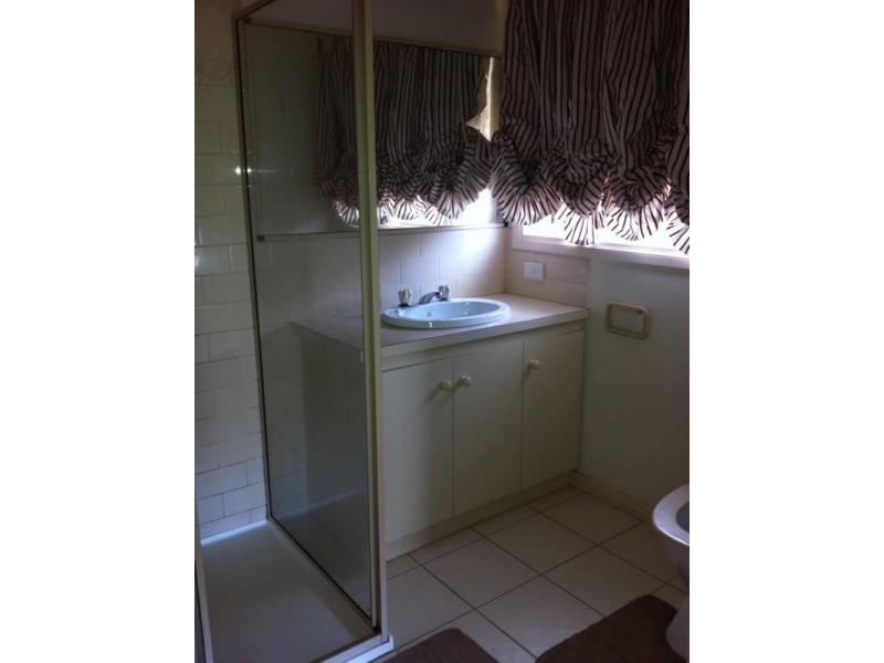 43 Wilmington Avenue, Hoppers Crossing VIC 3029
