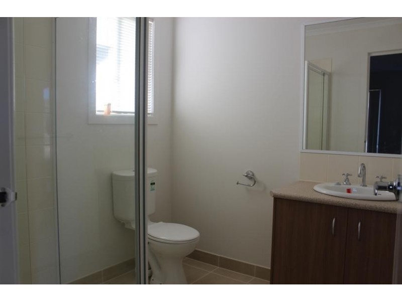 3 Airlie Avenue, Point Cook VIC 3030