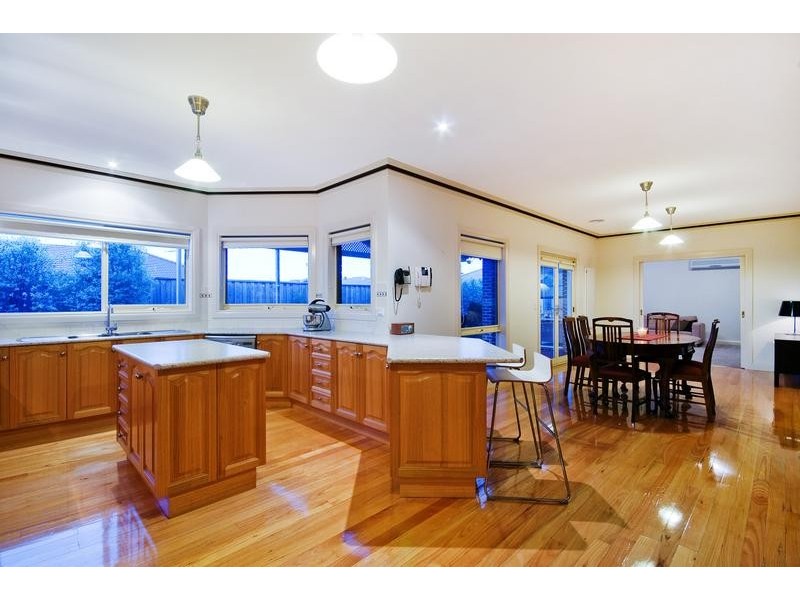 17 Satinwood Court, Werribee VIC 3030