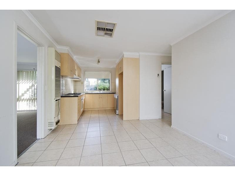 52 Whitsunday Dr, Hoppers Crossing VIC 3029