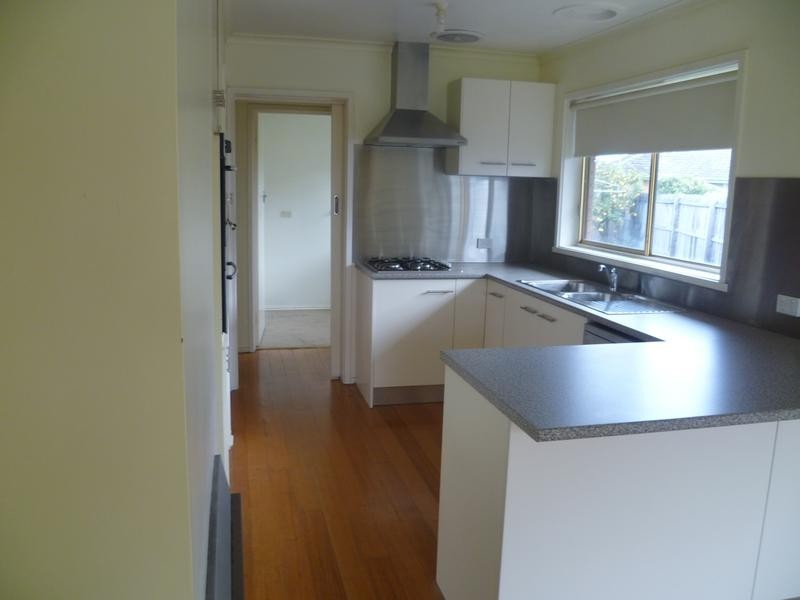 63 Heaths Road, Hoppers Crossing VIC 3029