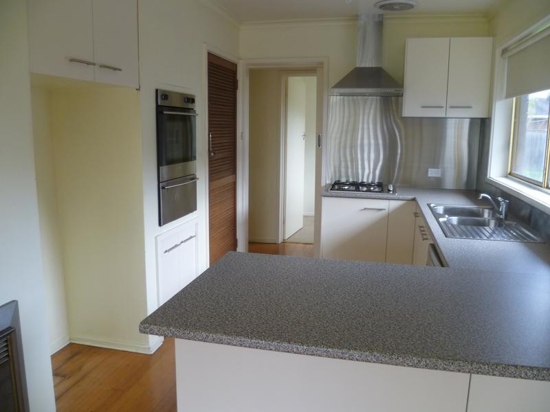 63 Heaths Road, Hoppers Crossing VIC 3029