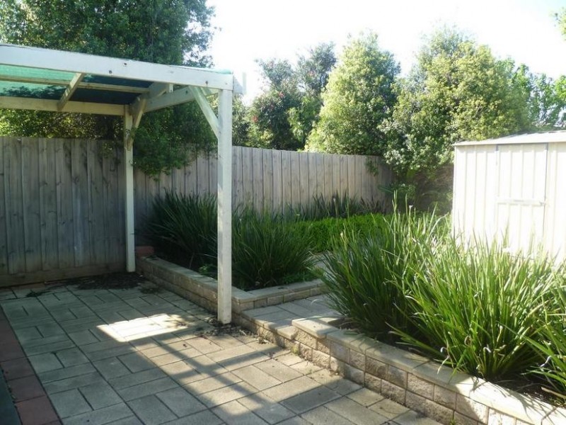 1/266 Greaves Street, Werribee VIC 3030