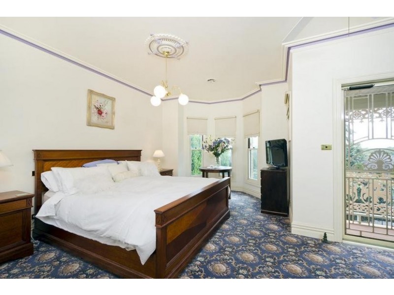 12 Riverpark Court, Werribee VIC 3030