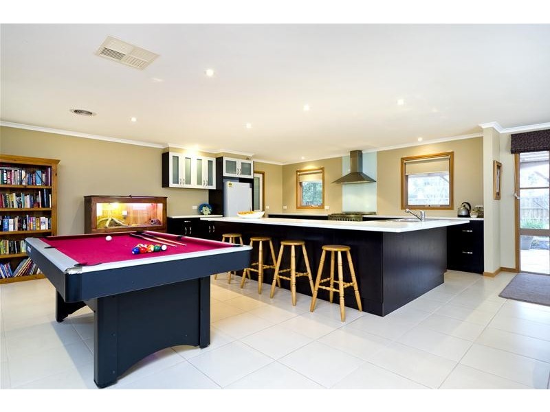17 Olivetree Close, Werribee VIC 3030