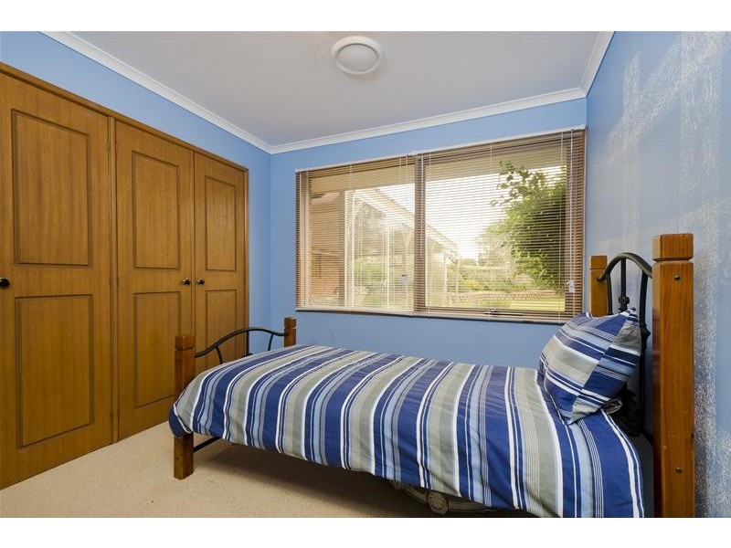 17 Olivetree Close, Werribee VIC 3030