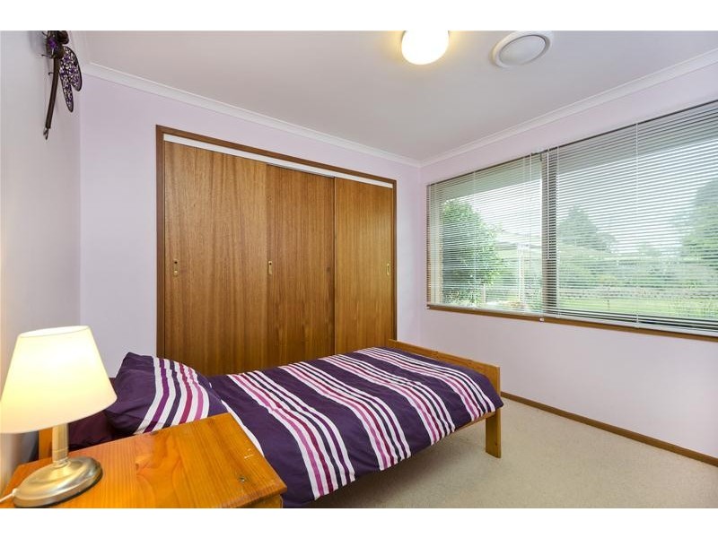 17 Olivetree Close, Werribee VIC 3030