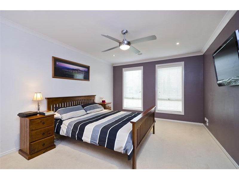 11 MacLarens Close, Wyndham Vale VIC 3024