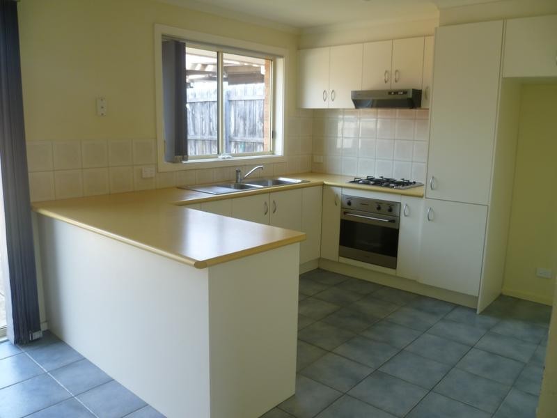 1/10 Swift Street, Hoppers Crossing VIC 3029