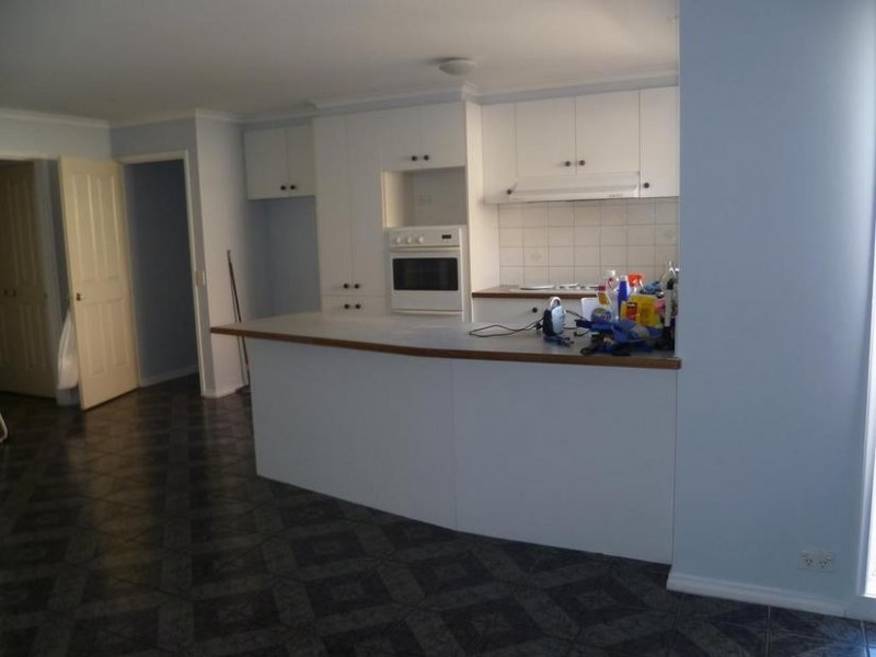 12 Barrow Court, Hoppers Crossing VIC 3029