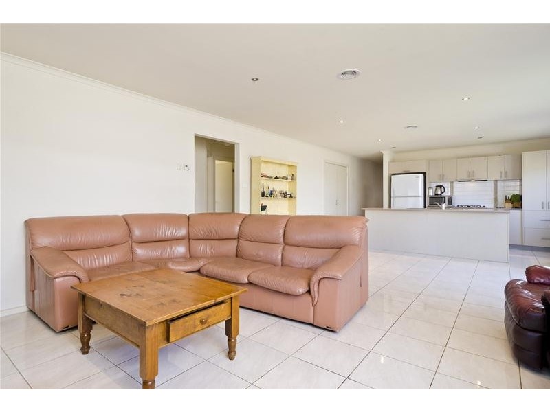 48 Halladale Avenue, Wyndham Vale VIC 3024