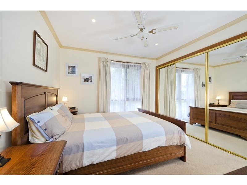 3 Canberra Avenue, Hoppers Crossing VIC 3029