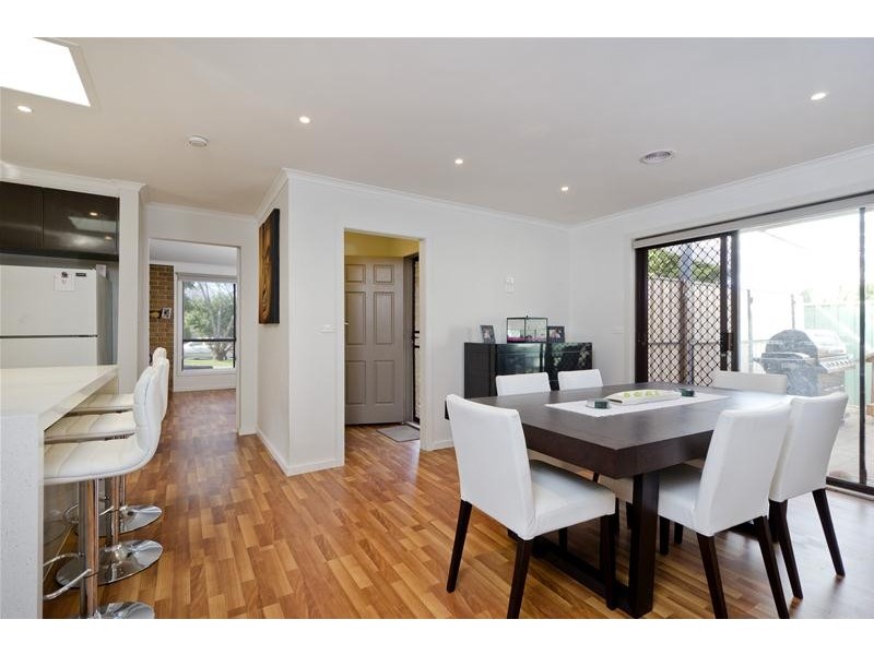 11 Gloucester Court, Werribee VIC 3030