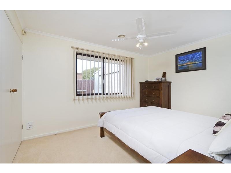 6 Edinburgh Court, Werribee VIC 3030