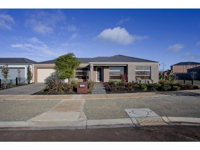 93 Penrose Promenade, Tarneit VIC 3029