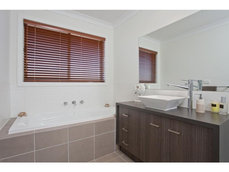 93 Penrose Promenade, Tarneit VIC 3029
