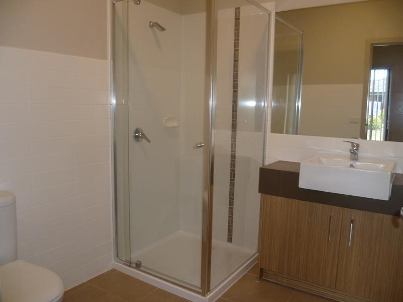 1B Buckhurst Way, Hoppers Crossing VIC 3029